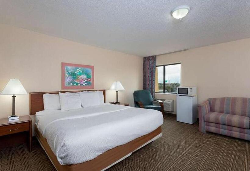 Deluxe Zimmer Kingsize Bett, Norwood Inn & Suites Indianapolis