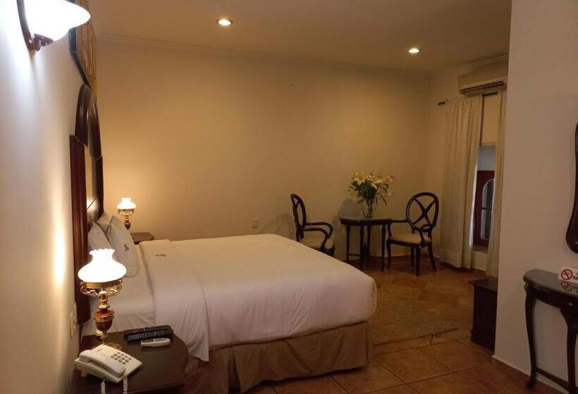 سوییت, Marhialja Hotel Boutique