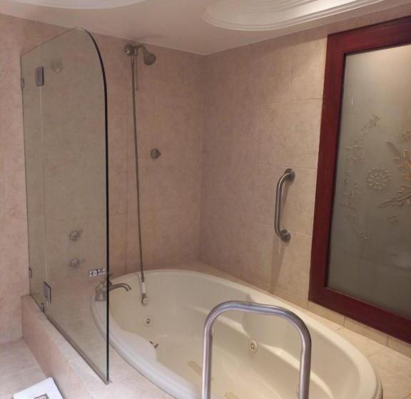 سوییت, Marhialja Hotel Boutique