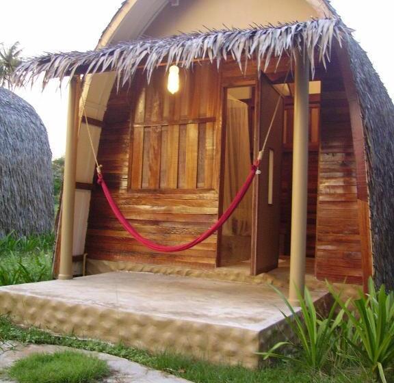 اتاق استاندارد با سرویس بهداشتی مشترک, Monkey Island Resort Koh Mak