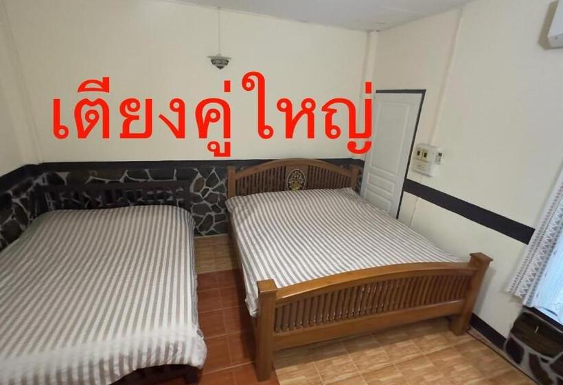 اتاق استاندارد چهار تخته, ช่อฟ้า การ์เด้น