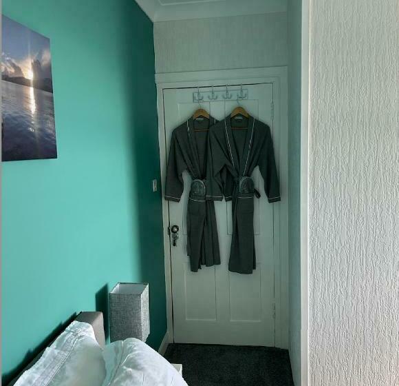 キングサイズベッドのスタンダードルーム, Castle View B&b Morvern