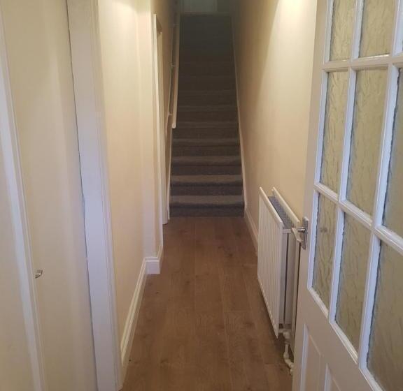 חדר אקונומי, En Suite Bedrooms, Heaton, Newcastle