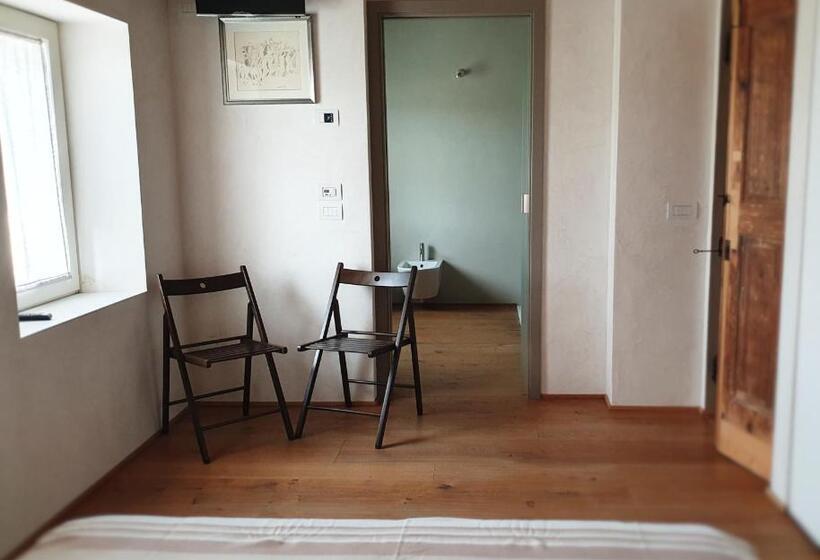 Номер Стандарт Вид на Горы, Relais Poggio Pagnan