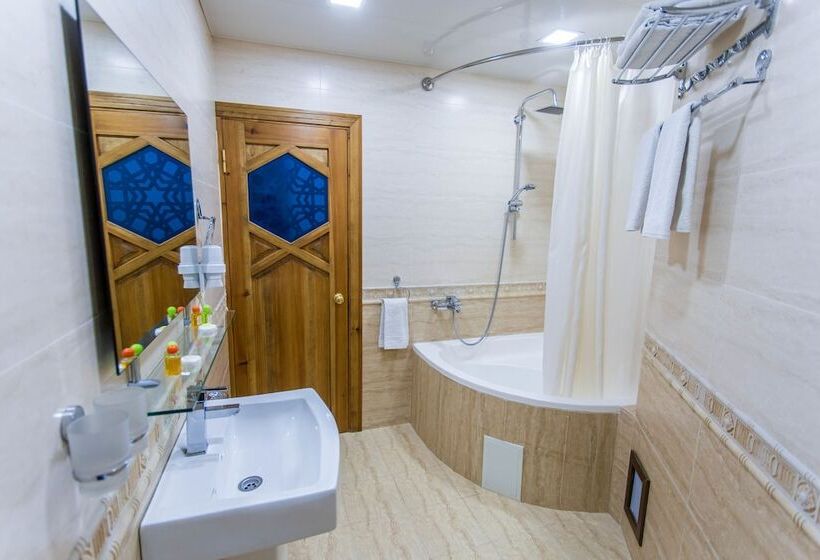 اتاق سوپریور, Kukaldosh Boutique