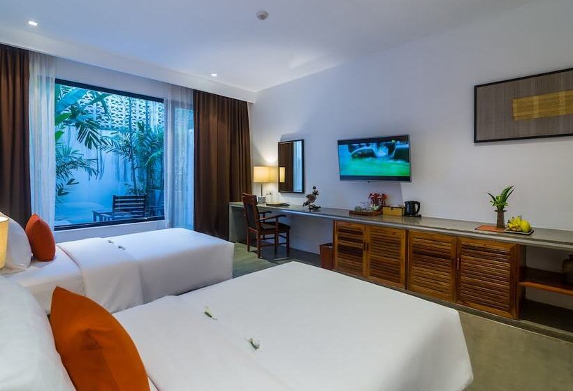 디럭스 룸, Lynnaya Urban River Resort