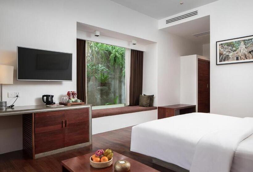 스위트, Lynnaya Urban River Resort