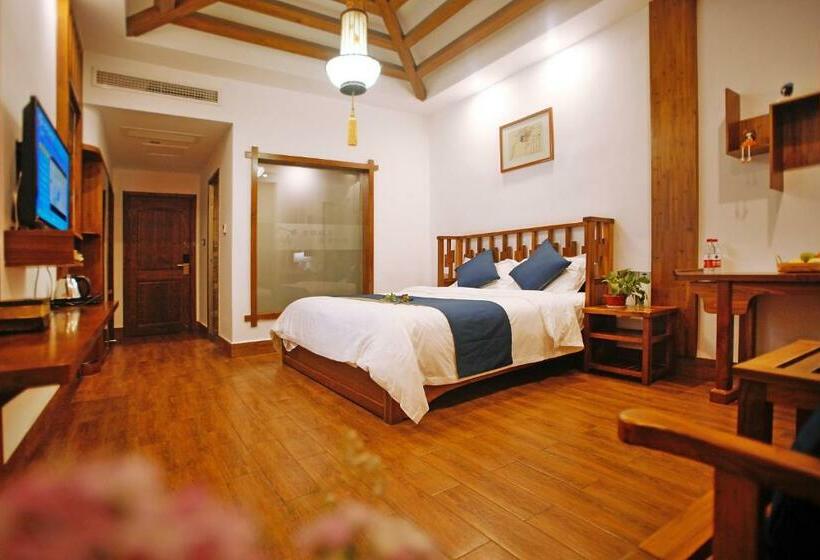 带阳台的豪华间, Guihua Road 106th Hostel