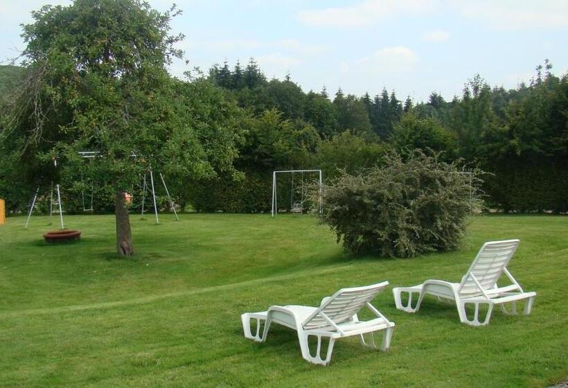 Шале 1 Спальня, Gîte De La Cour