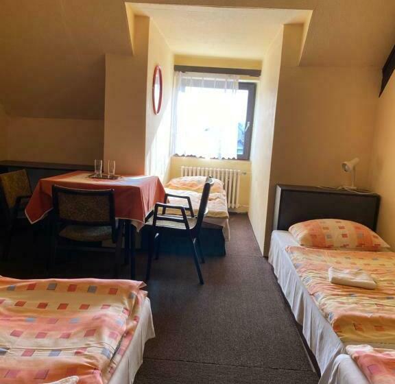 Четырехместный Номер Классик, Restaurant Motel Hana Barbara Gastro Sro