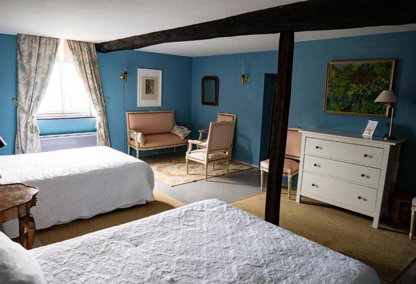 Семейный Номер, Jan S Place In Burgundy