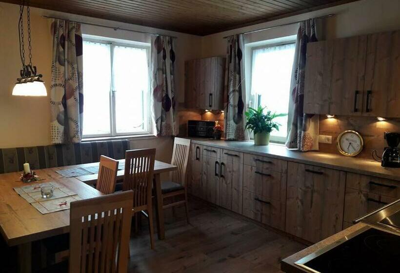 Дом 1 Спальня, Biobauernhof Und Ferienhaus Riederbauer
