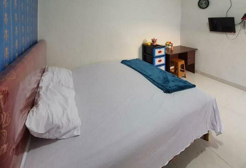 스탠다드 룸, Reddoorz Syariah At Labuhan Maringgai Lampung