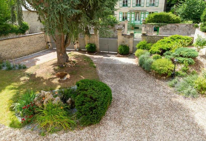 Стандартный Номер Кровать Кинг, Clos Remy Maison D Hôtes