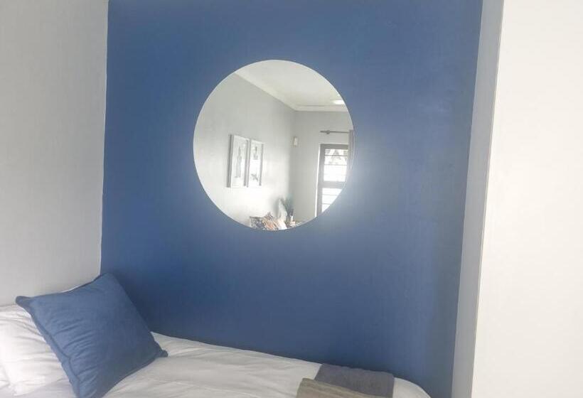 Семейный Номер, Eland Place Self Catering Guest House