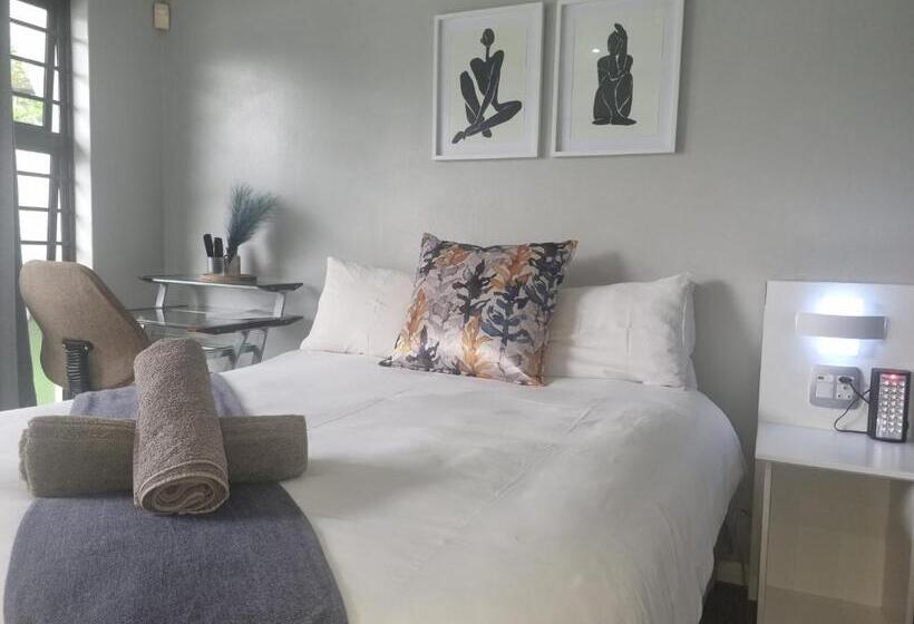 Семейный Номер, Eland Place Self Catering Guest House