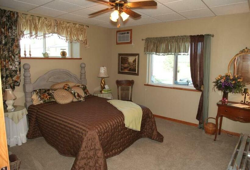 Номер Стандарт, Sawin  Logs Inn