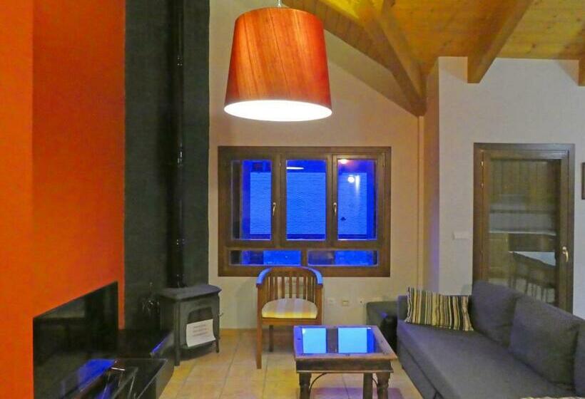 Апартаменты 3 Спальни, Apartamentos Villanua 3000