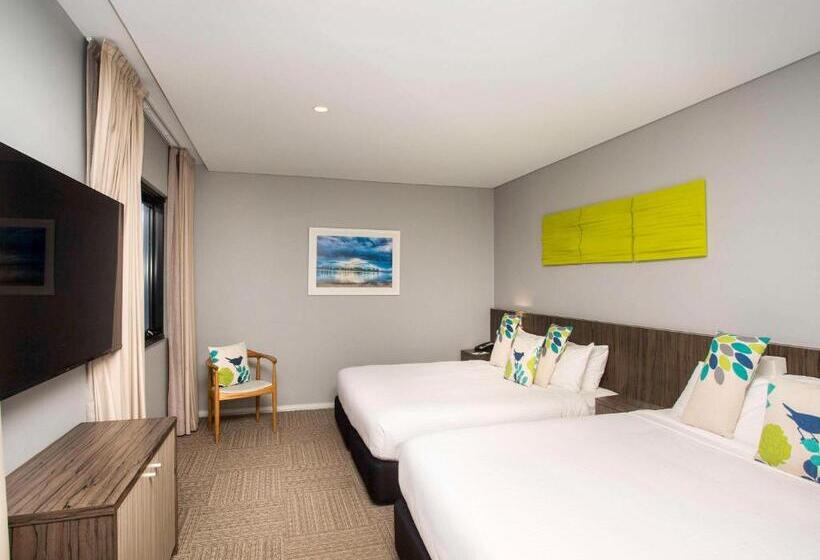 디럭스 룸 킹사이즈 침대, Ibis Styles The Entrance