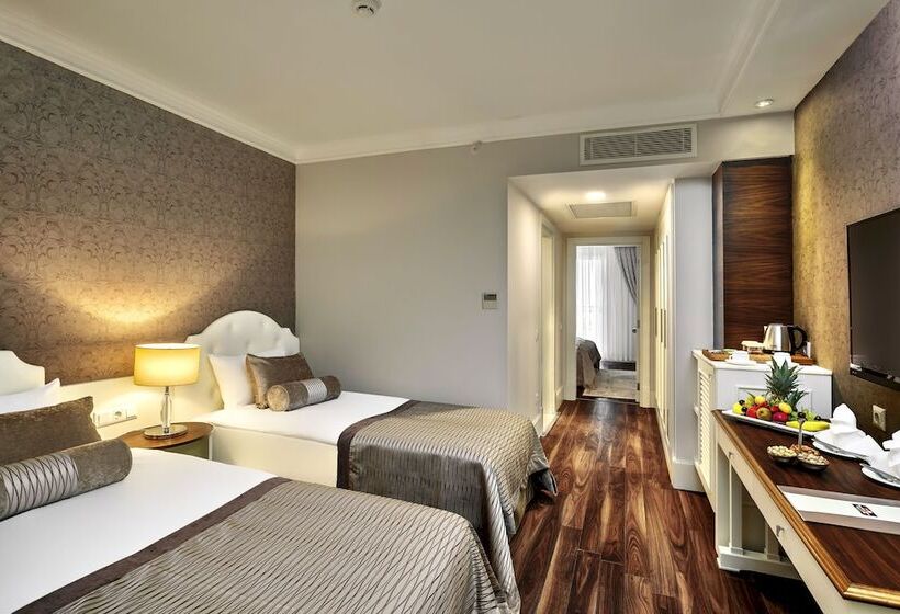 家庭山景房, Sunis Efes Royal Palace Resort & Spa