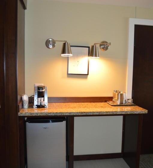 Family Suite, The Inn At Harbor Shores