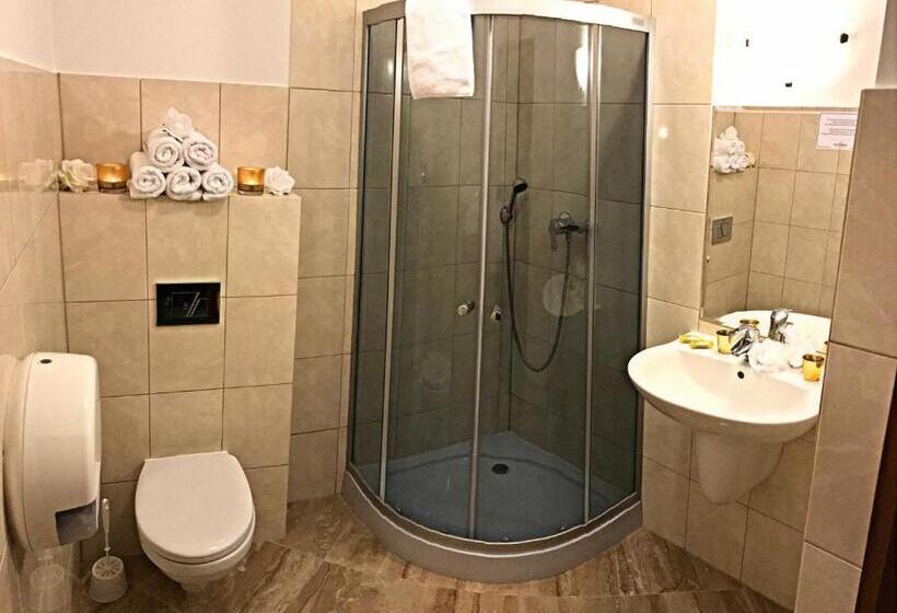 اتاق استاندارد چهار تخته, Pensjonat Belvedere