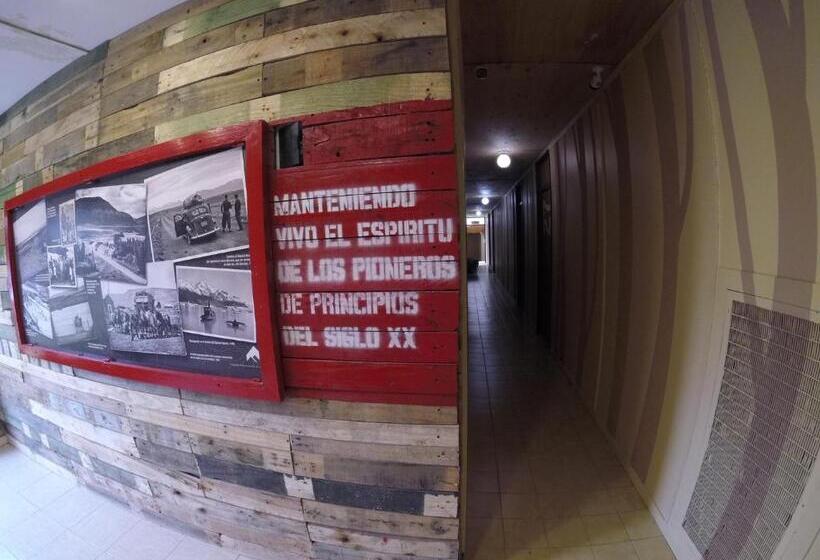 اتاق خانوادگی, Hostel Los Pioneros