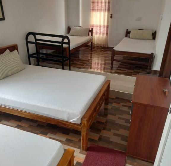 家庭间, Villa Luxez