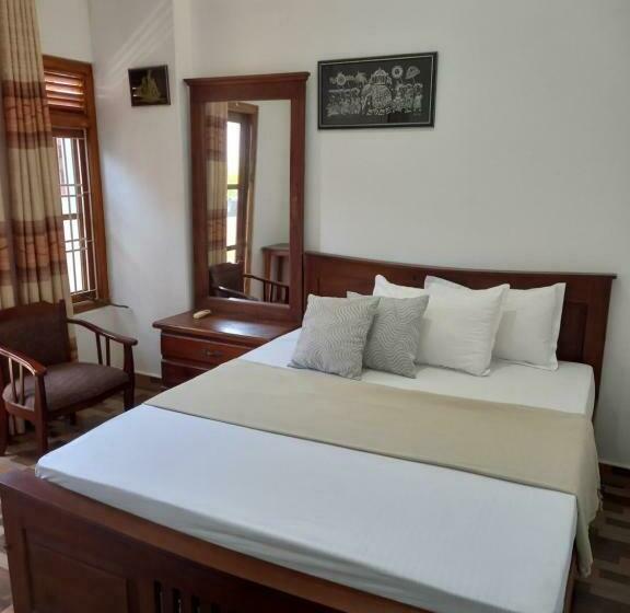 标准间, Villa Luxez
