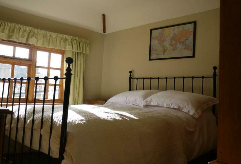 Номер Стандарт, One Pelham Grove Bed & Breakfast