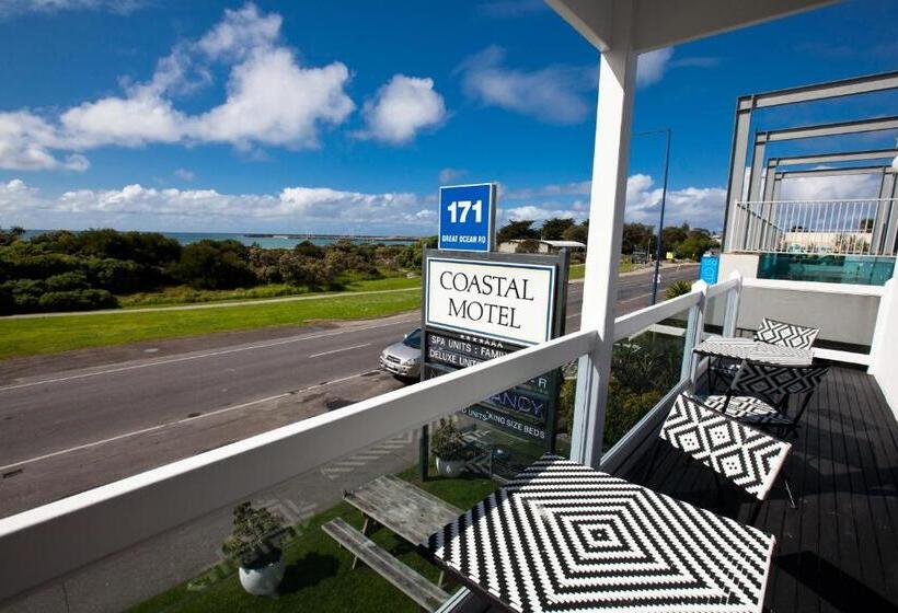 침실 3개 주택, Coastal Motel