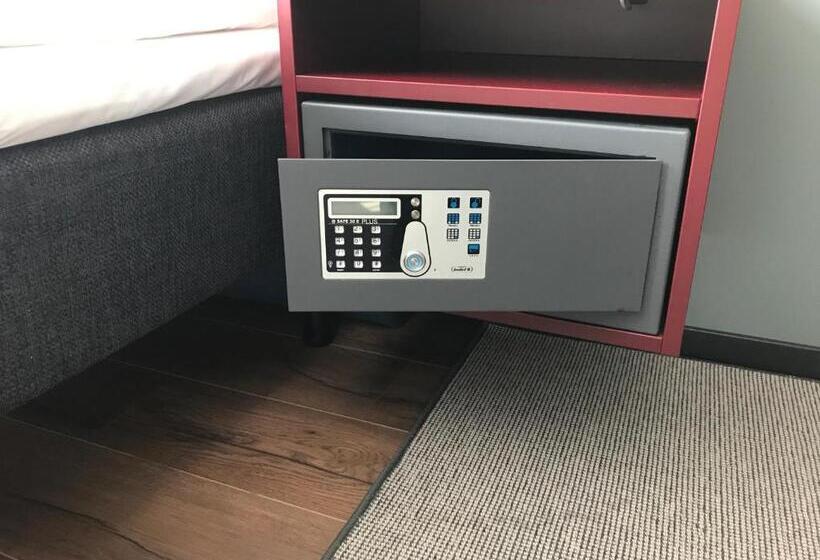 Семейное Студио, First Hotel Central