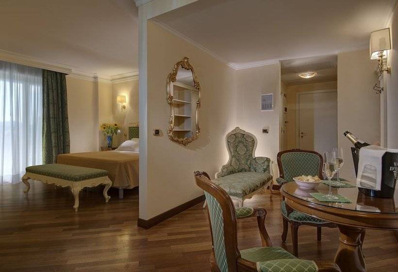 اتاق خانوادگی, Terme All'alba