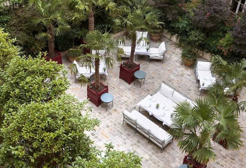 Junior Suite avec Terrasse, La Réserve Paris Hotel & Spa