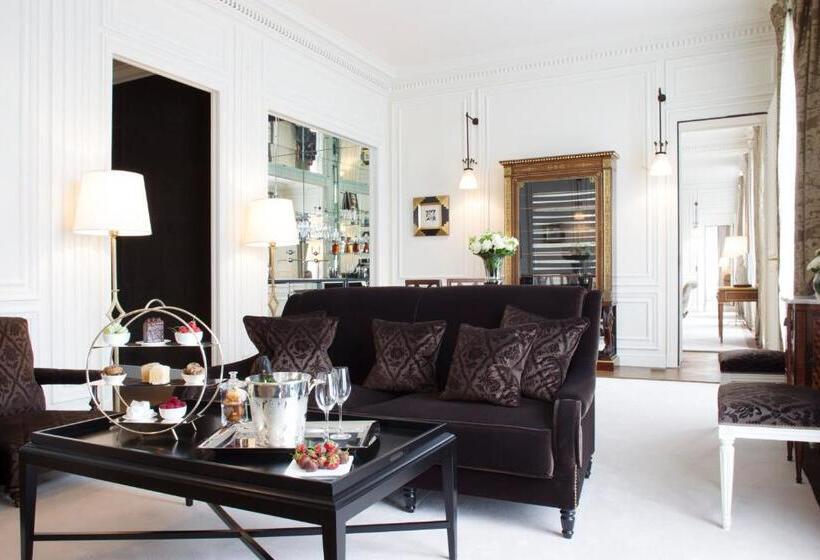 Suite, La Réserve Paris Hotel & Spa