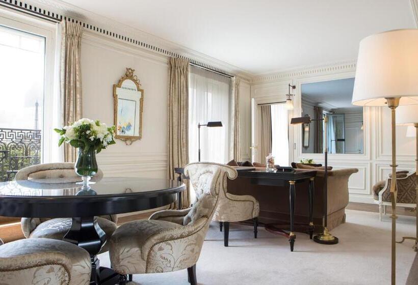 Suite, La Réserve Paris Hotel & Spa