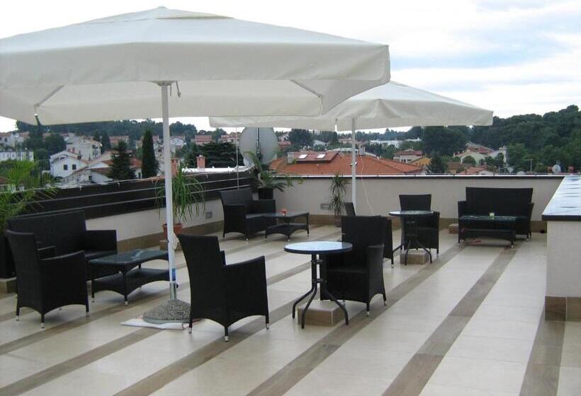 Классический Номер, Residence Villa Karda
