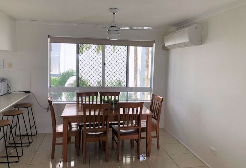 2침실 패밀리 아파트, Tripcony Quays Apartments