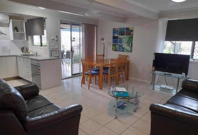 침실 1개 아파트, Airlie Apartments