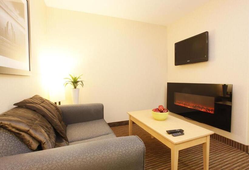 Люкс, Vegreville Suites