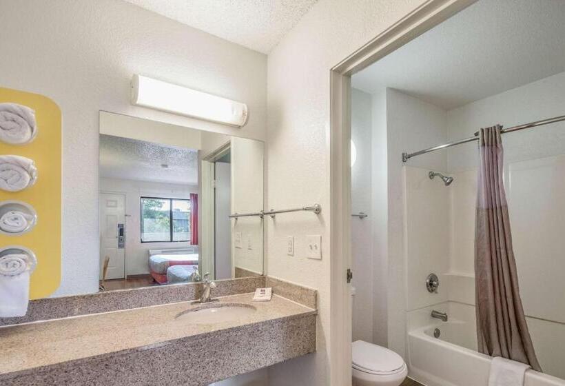 四人豪华间, Motel 6 Fairfield, Ca  North