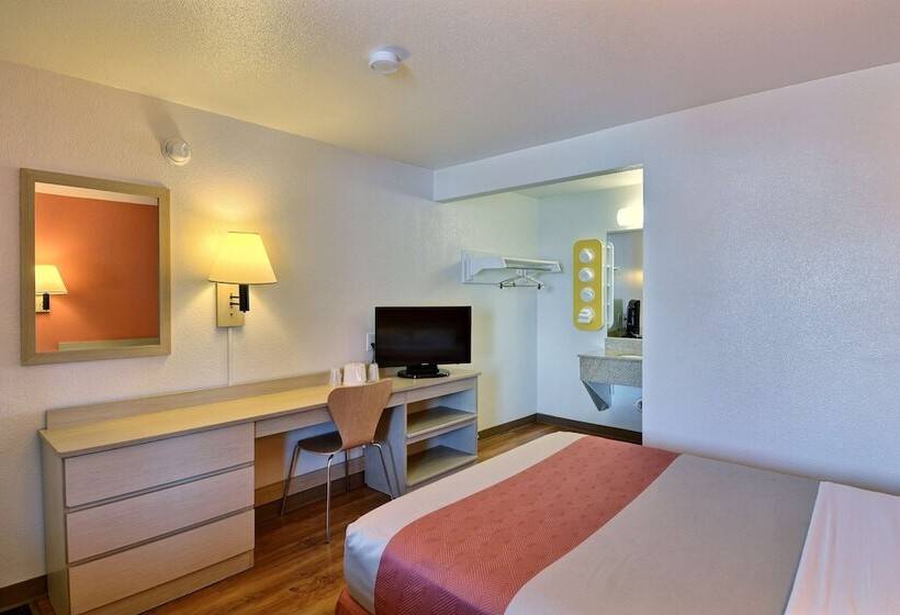 Номер Deluxe, Motel 6nashua, Nh