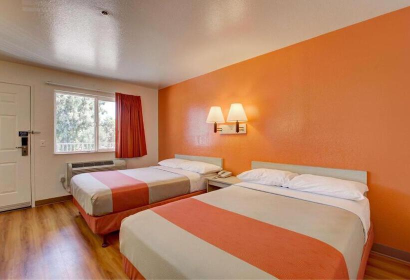 四人标准间, Motel 6westminster, Ca  North