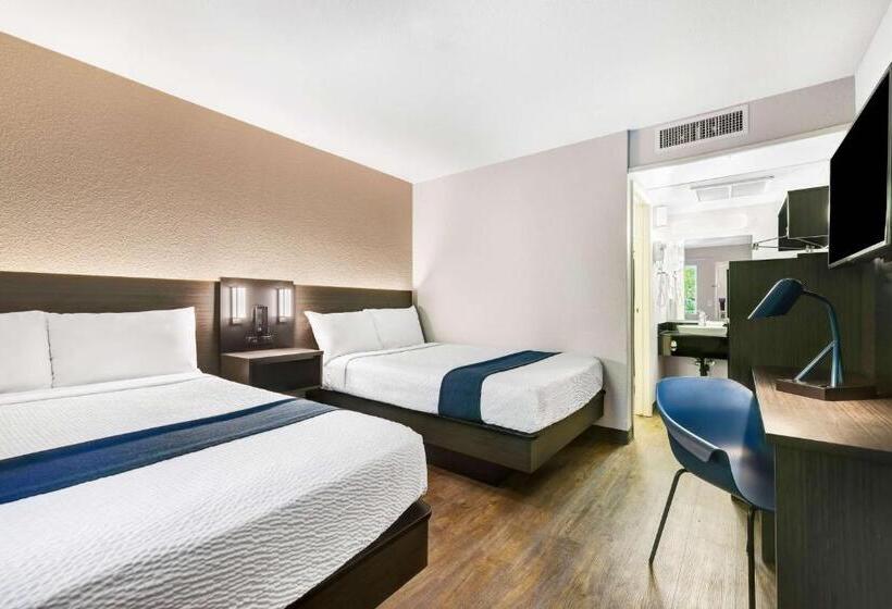 Четырехместный Номер Стандарт, Motel 6issaquah, Wa  Seattle  East