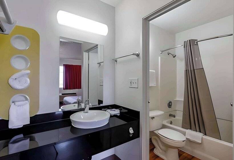 Номер Стандарт 2 Двуспальные Кровати, Park Inn By Radisson, Modesto