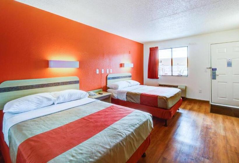 Номер Deluxe, Motel 6norfolk, Va