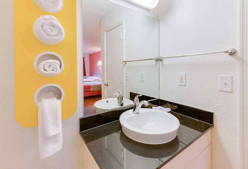 Номер Deluxe, Motel 6norfolk, Va