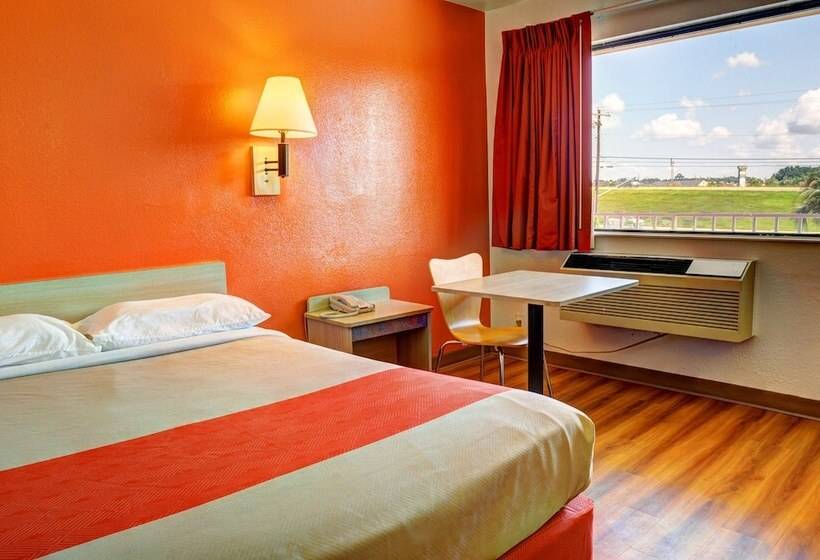 Номер Deluxe, Motel 6slidell, La  New Orleans