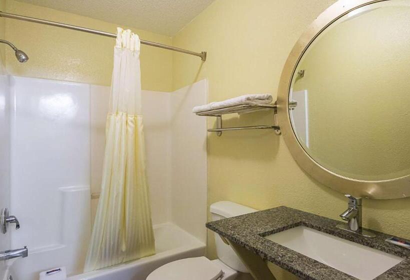 스탠다드 룸 킹사이즈 침대, Savannah Garden Inn