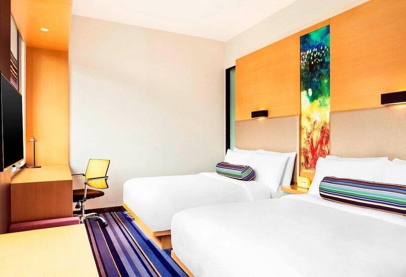带2个双人床的标准工作室, Aloft Guangzhou University Park